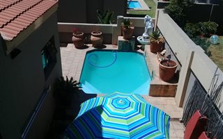 2 Bedroom Townhouse in Boschdal