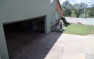 3 Bedroom House in Visagie Park