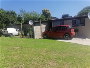 5 Bed House in Pinelands