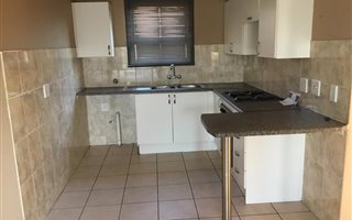 2 Bedroom Apartment in Parkrand