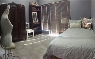 1 Bedroom Flat in Midstream Estate