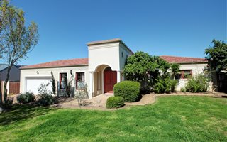 3 Bedroom House in Uitzicht