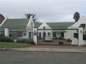 5 Bedroom House in Observation Hill