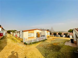 3 Bed Townhouse in Ridgeway