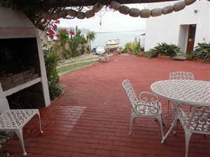 3 Bedroom House in Langebaan