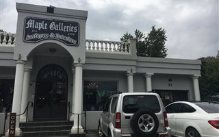 235 m² Commercial space in Parkhurst