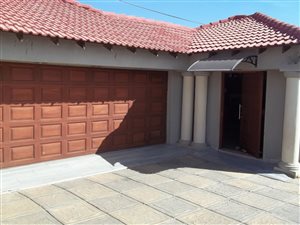 3 Bed House in Nellmapius