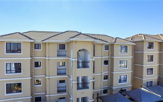 2 Bedroom Apartment in Halfway Gardens