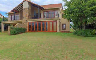 3 Bedroom Townhouse in The Coves