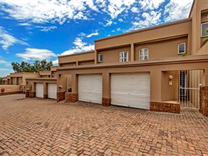 2 Bedroom Townhouse in Radiokop
