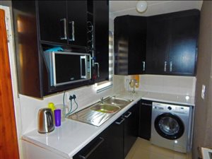 3 Bed House in Windmill Park