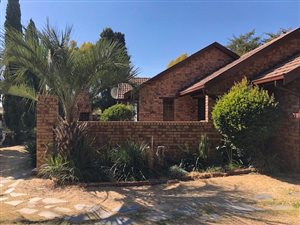 3 Bed House in Bloubosrand