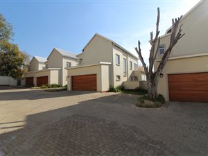 3 Bed House in Kensington B