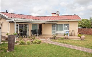 3 Bedroom House in Parow North