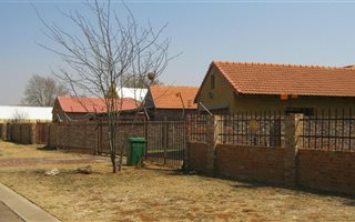 3 Bedroom Townhouse in Mooivallei Park