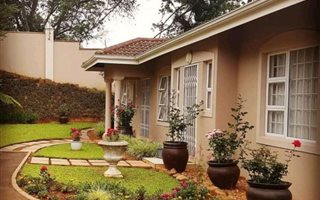 4 Bedroom House in Gillitts