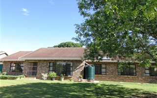 4 Bedroom House in Bathurst and Surrounds