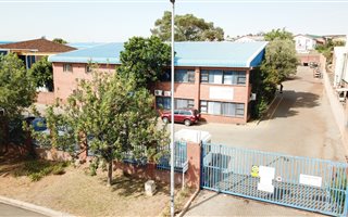 680 m² Industrial space in Kya Sand
