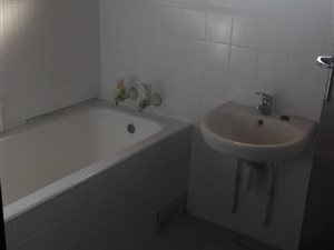 1 Bed Apartment in Florida
