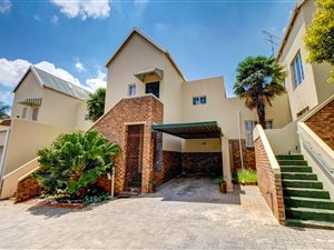 2 Bed Apartment in Radiokop