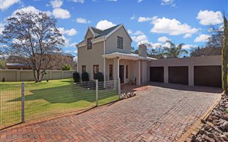 3 Bedroom House in Rietondale
