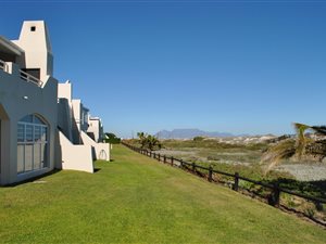 2 Bed Apartment in Van Riebeeckstrand