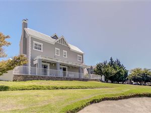 3 Bed House in Greenways Golf Estate