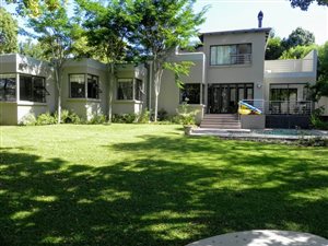4 Bed House in Dainfern Golf Estate