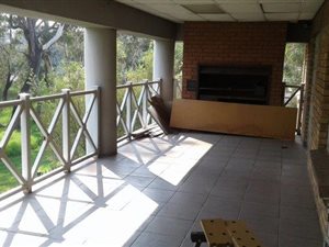 781 m² Office Space in Kleinfontein