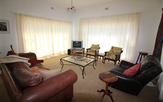 4 Bedroom House in Herolds Bay