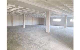192 m² Commercial space in Shakas Head