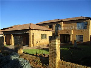 3 Bed House in Helderwyk