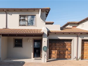 2 Bed Townhouse in Vredenberg