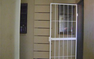 2 Bedroom Flat in Jabulani