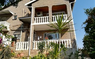 4 Bedroom House in Raisethorpe