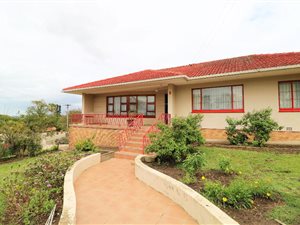 4 Bed House in Chiselhurst