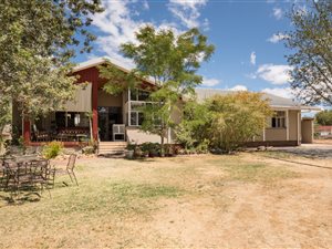 5 Bed House in Oudtshoorn