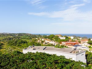 1053 m² Land available in Salt Rock