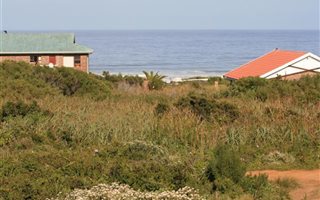 607 m² Land available in Oyster Bay