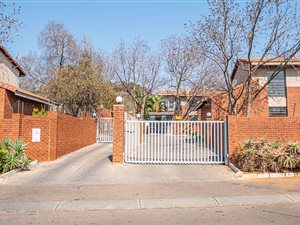 3 Bed Townhouse in Die Wilgers