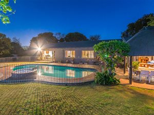 6 Bed House in Sharonlea