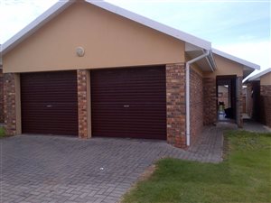 2 Bed Townhouse in Gonubie