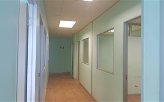121 m² Office Space in Empangeni