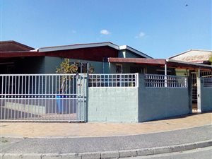 3 Bed House in Woodlands