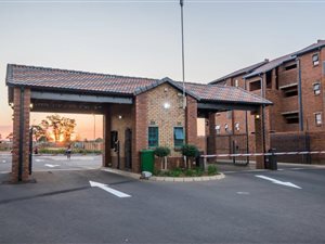 2 Bed Apartment in Pretoria West