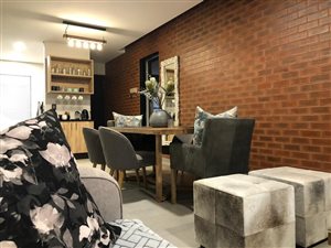 3 Bed Cluster in Menlo Park