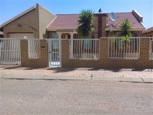 3 Bed House in Randfontein