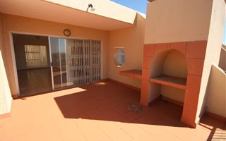 2 Bedroom Apartment in Constantia Kloof