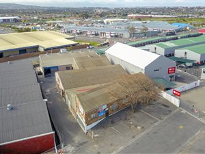 1300 m² Industrial space in Bellville Central