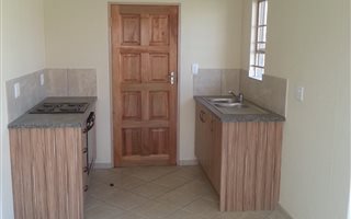 2 Bedroom House in Andeon AH
